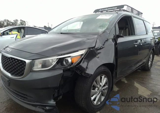 KNDMB5C12G6113985: 36779118