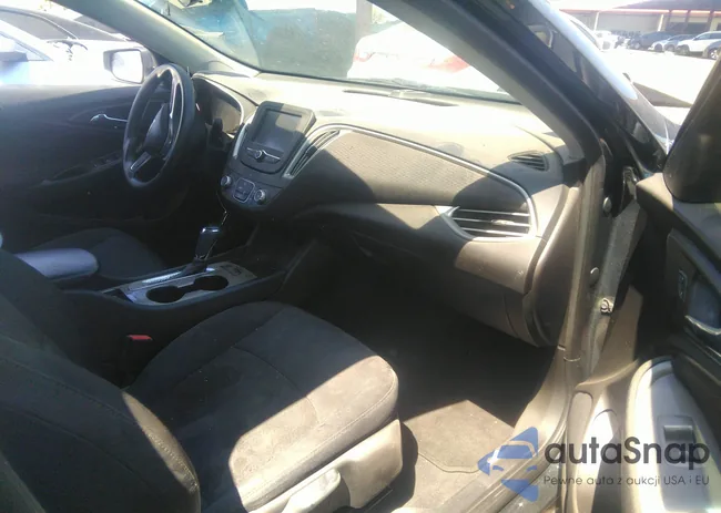 1G1ZB5ST5HF124384: 36818224