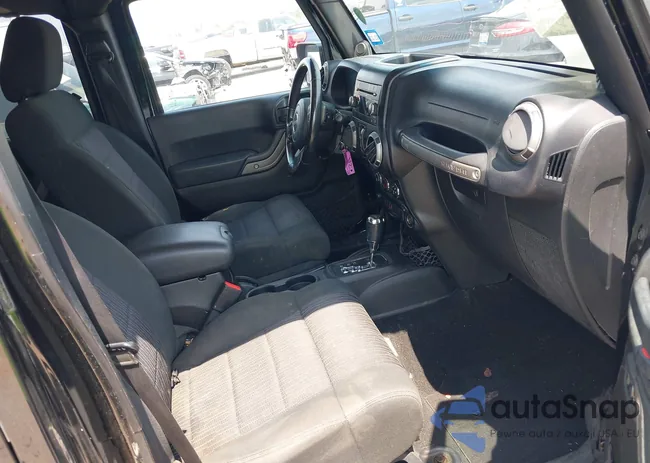 1C4HJWDG4CL114385: 36853808