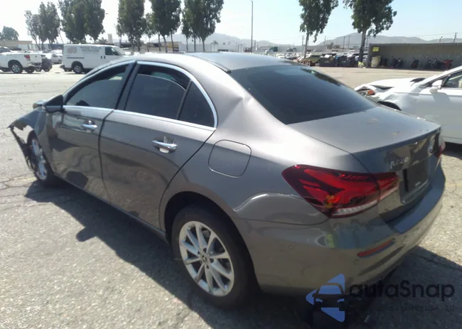 WDD3G4EB0KW027554: 36886232