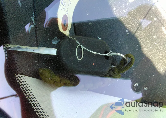 1FADP3F25EL319381: 36922856