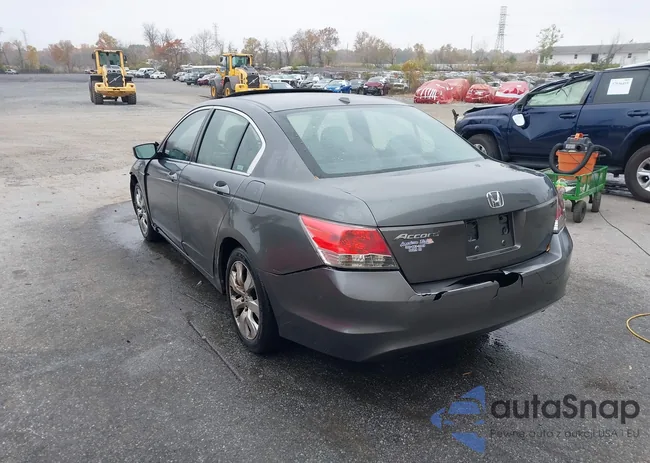 1HGCP26868A143995: 37921877