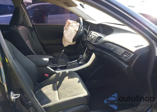 1HGCR2F38GA047086: 37924915