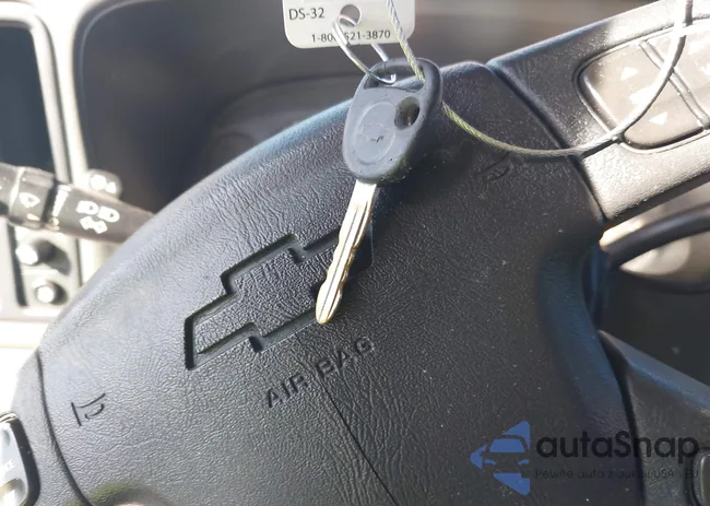 1GNEC13T45J106999: 37930752