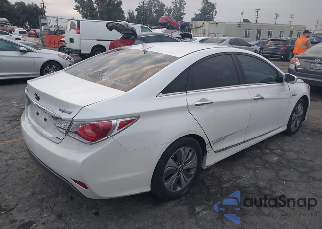 KMHEC4A47FA125100: 37932417