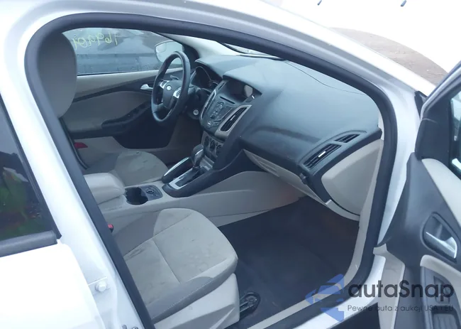 1FADP3F29DL156989: 37933365