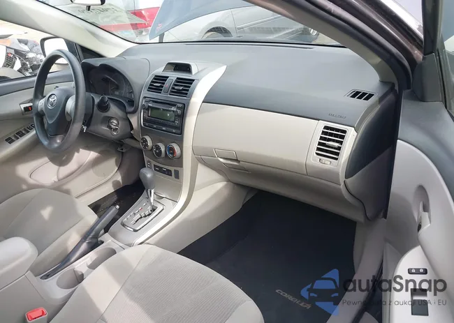 2T1BU4EE9CC792443: 37947379