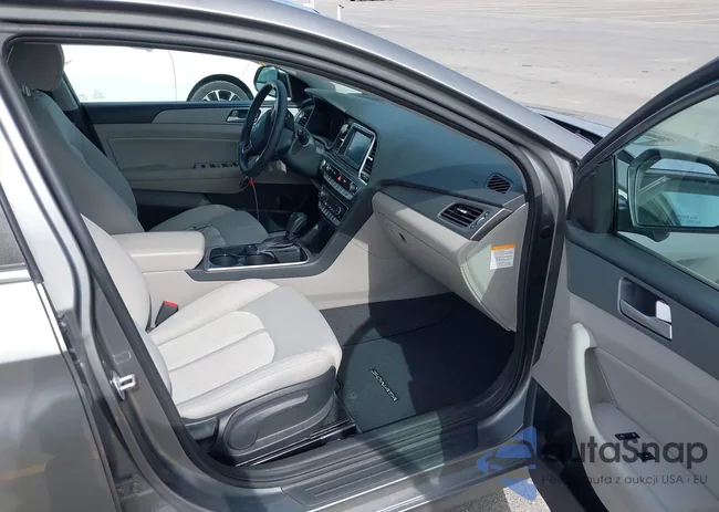 KMHE24L38KA084526: 37952095