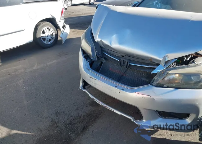 1HGCR2F32DA154209: 37976516