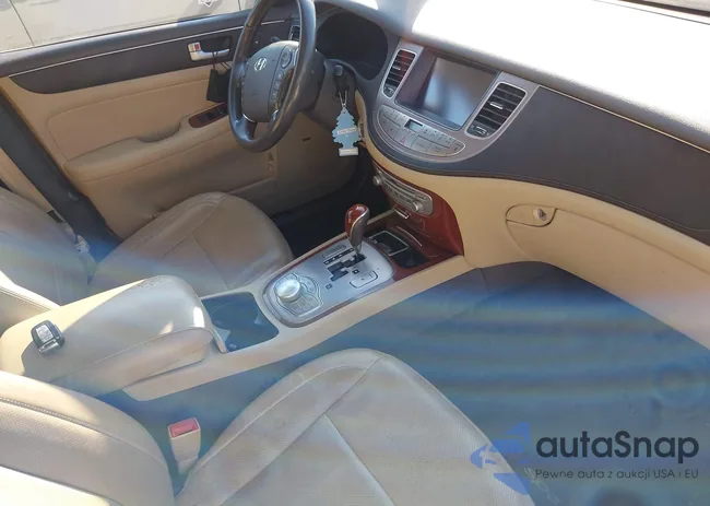 KMHGC4DH8DU245510: 37981343