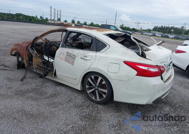 1N4AL3AP0HC131504: 37983126