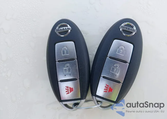 JN8AS58V78W406818: 37986431