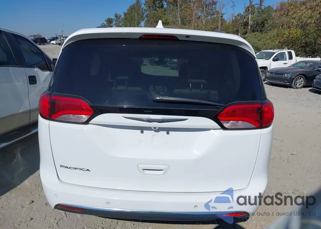 2C4RC1EG8HR534133: 37993729