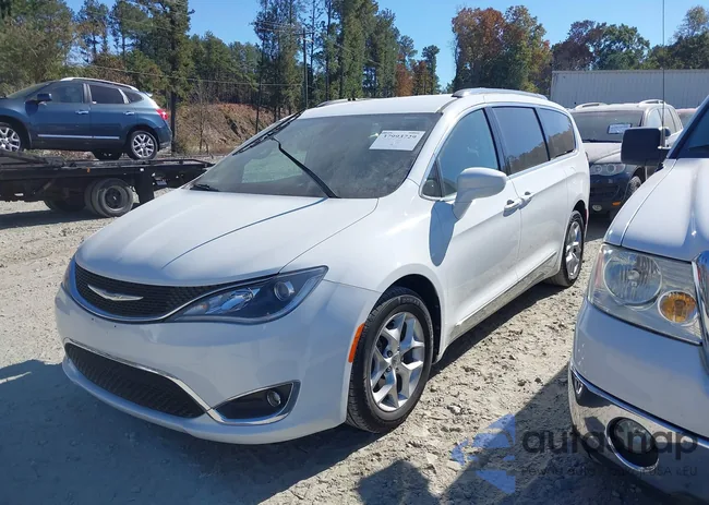 2C4RC1EG8HR534133: 37993729