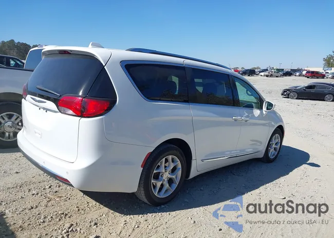 2C4RC1EG8HR534133: 37993729