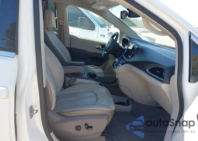 2C4RC1EG8HR534133: 37993729