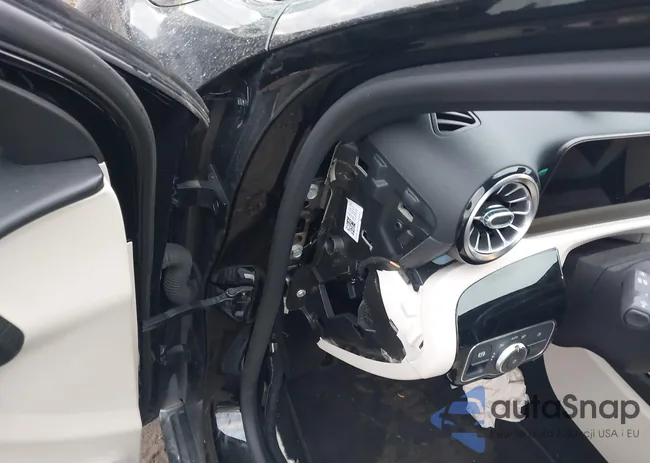 W1K3G4EB3MJ257511: 38010002