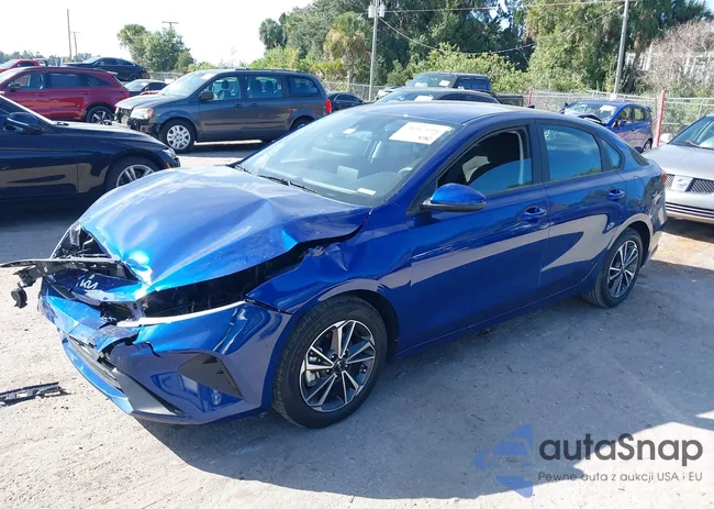 3KPF24AD4PE530602: 38017094