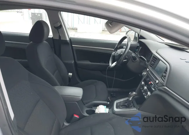 5NPD84LF9KH411582: 38031503