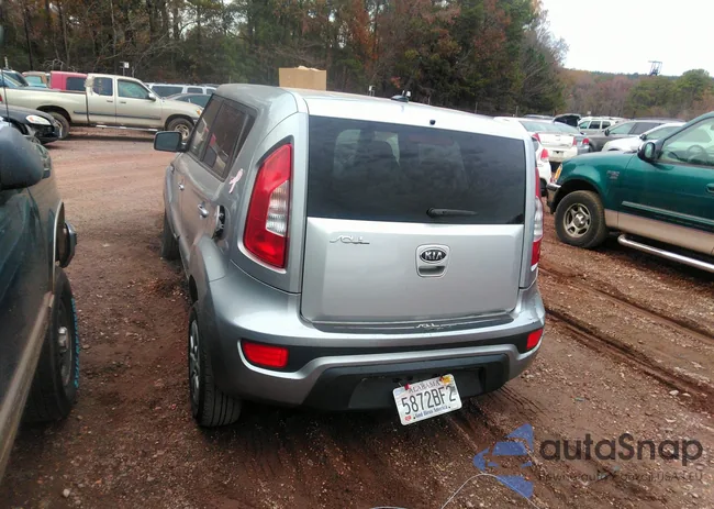 KNDJT2A58C7444174: 38062359