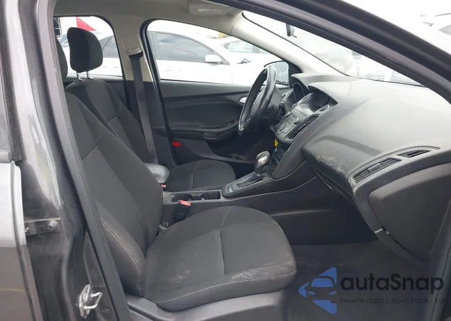 1FADP3F21JL288558: 38078299