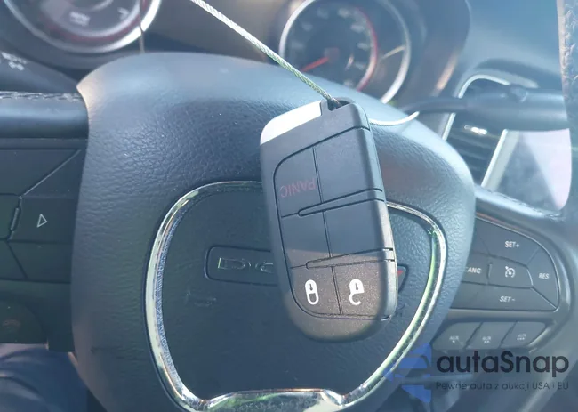 2C3CDXAT9JH247358: 38081693