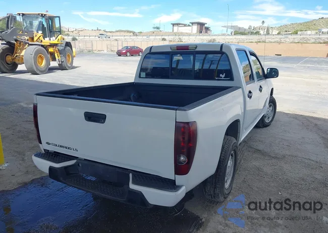 1GCCS136958121647: 38081086