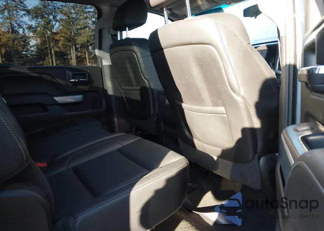 3GCUKREC4FG397607: 38099944