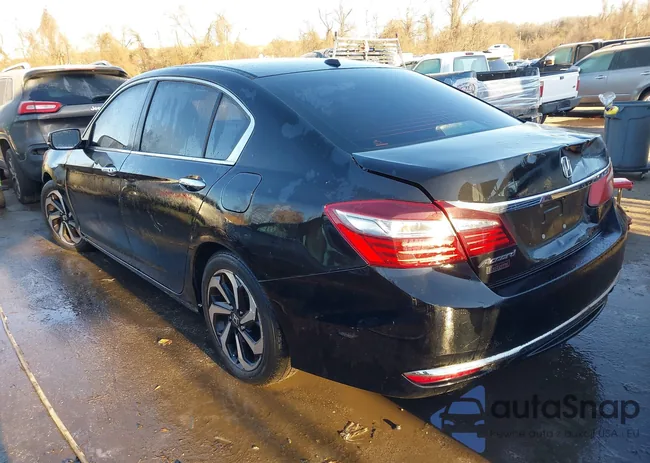 1HGCR2F76GA238833: 38109731