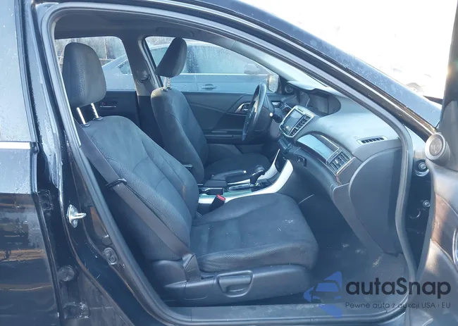 1HGCR2F76GA238833: 38109731