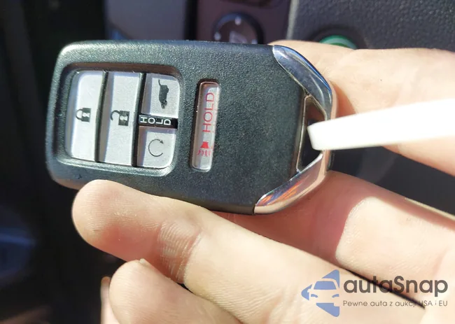 5FNYF6H03JB030766: 38122525