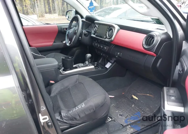 3TYCZ5AN3PT140176: 38130156