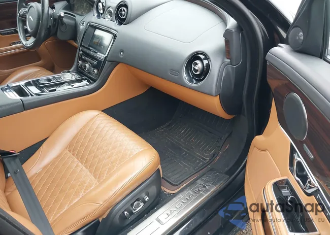 SAJWJ2GD4H8W05326: 38135328