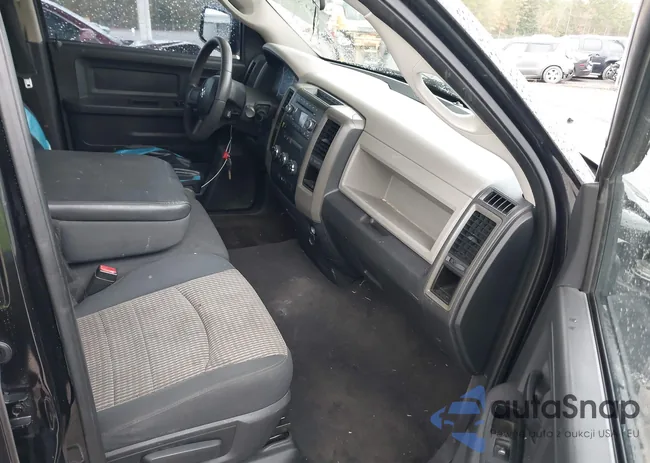 1D7RB1GK7BS553773: 38153636