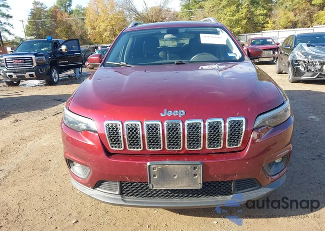 1C4PJLLB0KD284719: 38176526