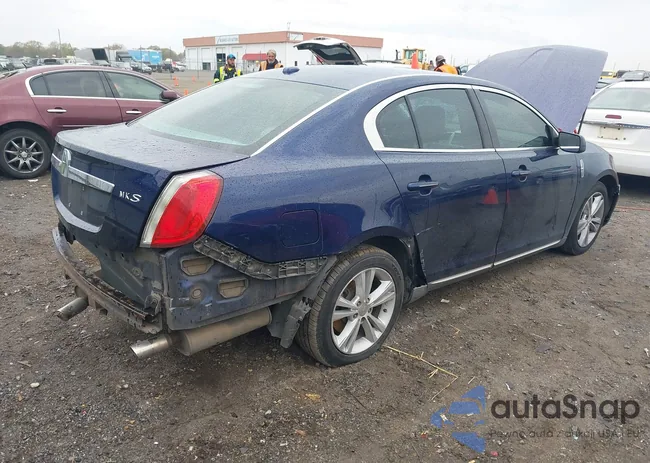 1LNHL9DR3BG607622: 38179861