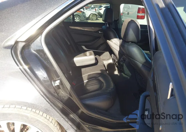 1G6DM5E31C0115235: 38200886