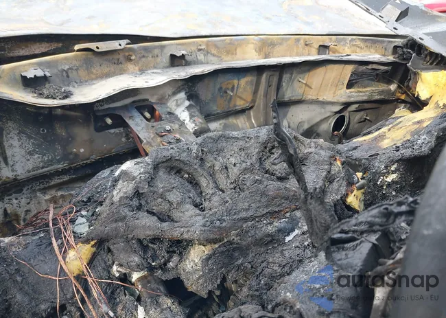 KM8J23A43KU859611: 38200929