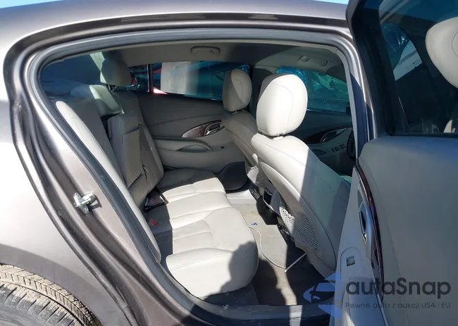 1G4GD5ER2CF230238: 38205529