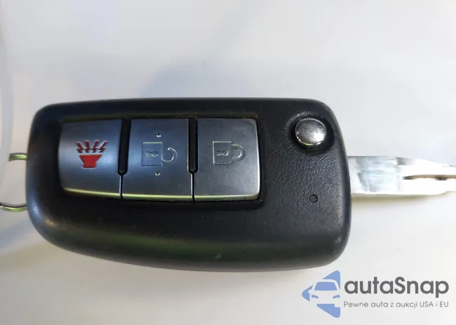 JN8AT2MT7KW503749: 38208335