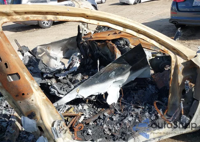 5YJ3E1EA6LF739515: 38214786