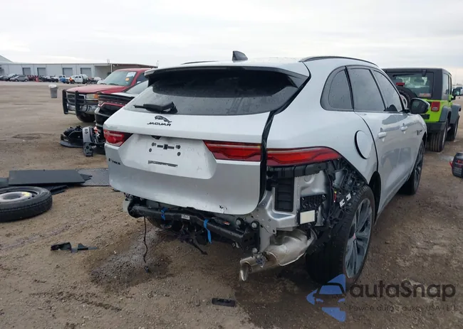 SADCJ2EX2PA715897: 38218301