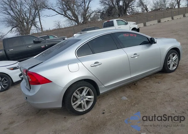 YV1612TK6F1342310: 38218876