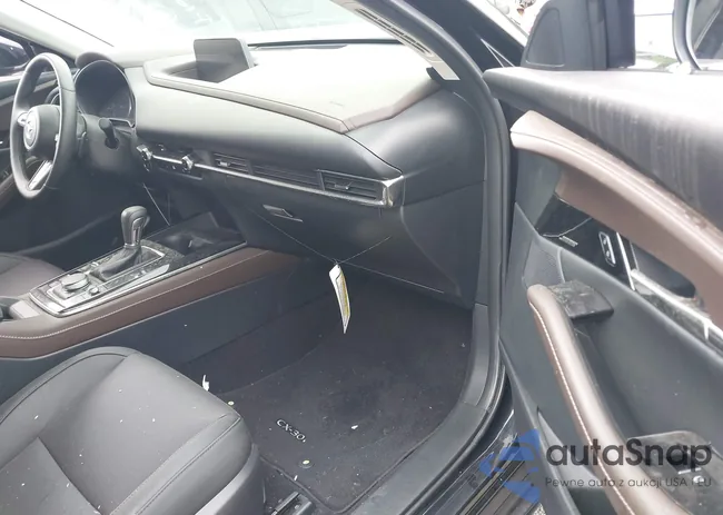 3MVDMBDY7PM508831: 38225486