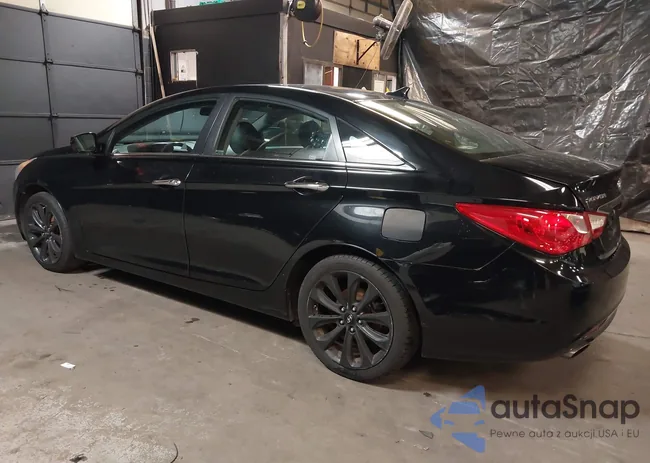 5NPEC4AC3BH137632: 38230105