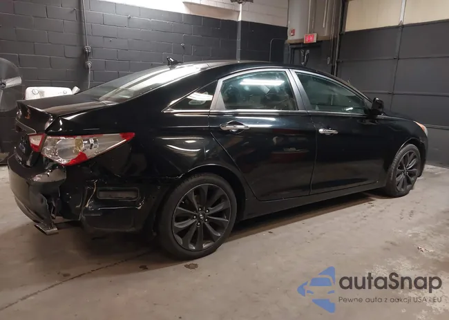 5NPEC4AC3BH137632: 38230105