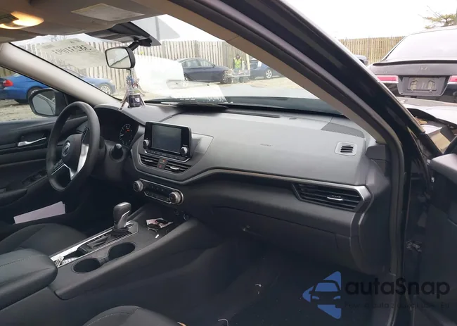 1N4BL4BV6MN387068: 38231093