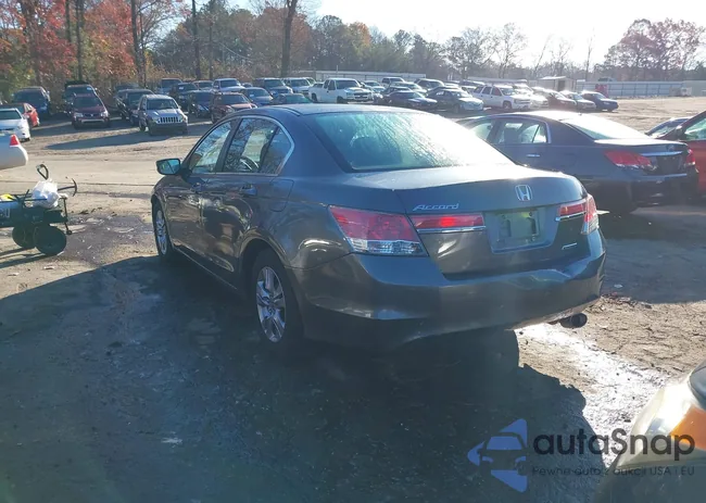 1HGCP2F66CA214555: 38231191