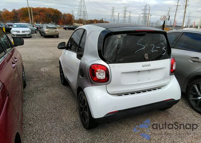 WMEFJ5DA3GK051418: 38241357