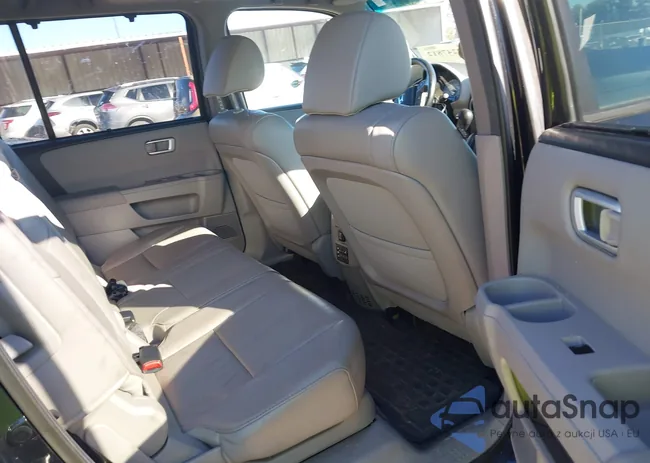 5FNYF4H92EB015281: 38247812